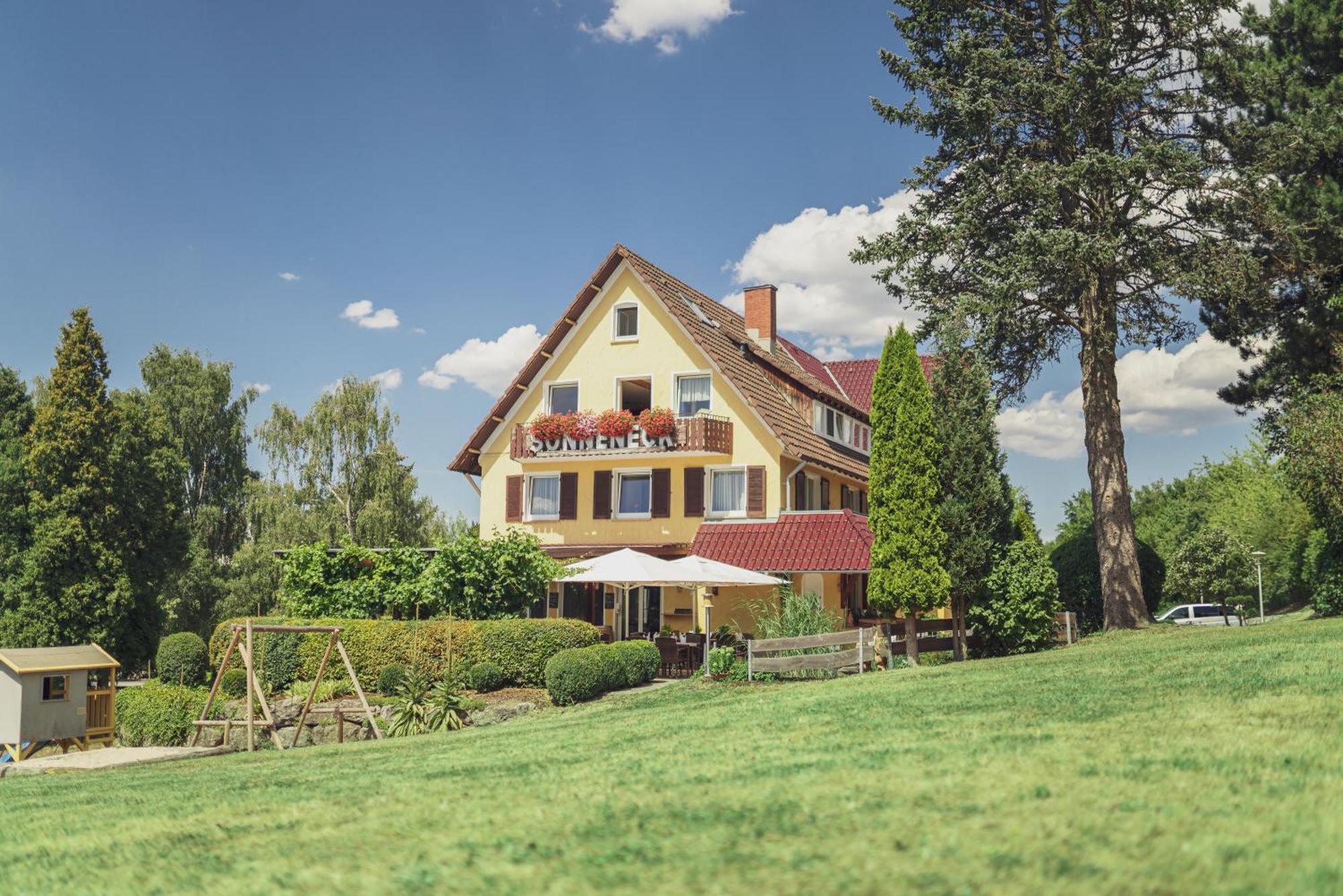 Hotel - Restaurant Sonneneck Dornstetten Exterior photo