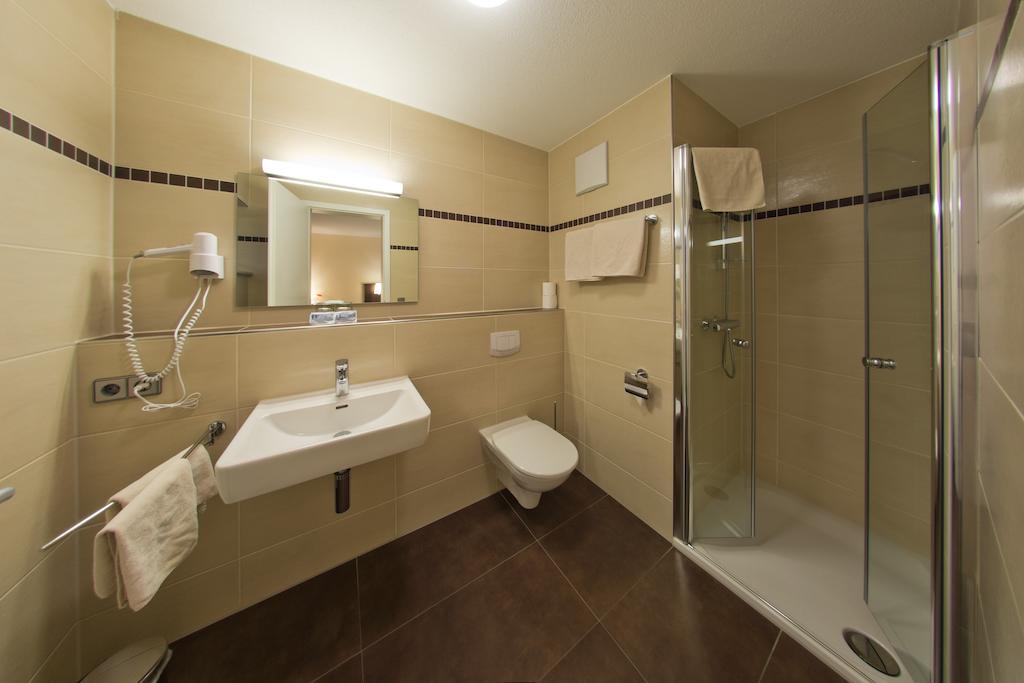 Hotel - Restaurant Sonneneck Dornstetten Room photo